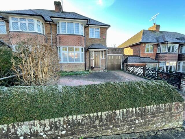 Knoll Rise, Luton, 3 Bedroom Semi-detached Knoll Rise, Luton, 3 Bedroom Semi-detached