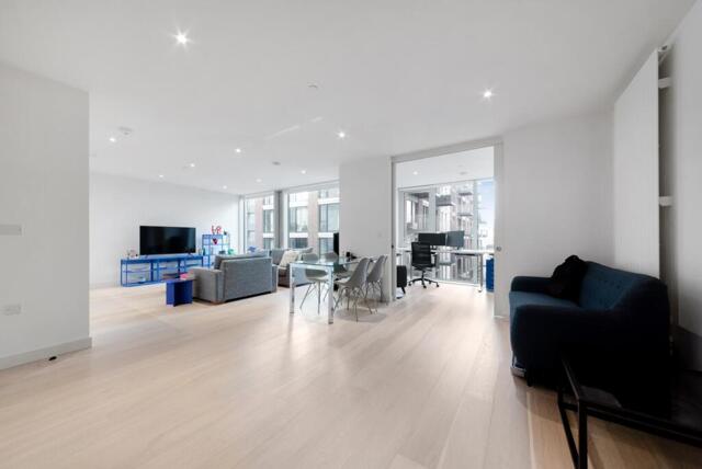 Flagship House, Royal Wharf, 2 Bedroom Flat