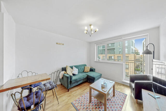 Singapore Road, West Ealing, 2 Bedroom Flat