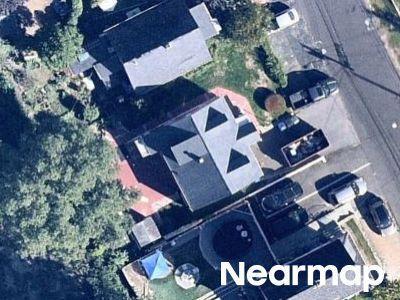 Sampson St, Bridgeport, Preforeclosure Single-family Home