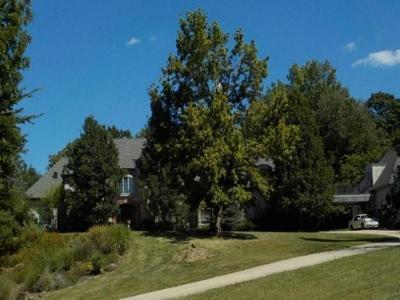 E Th St, Fortville, Foreclosure Single-family Home