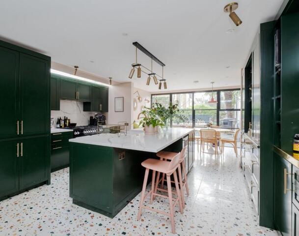 Islington Park Street, London, 3 Bedroom House