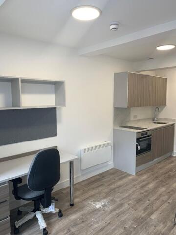 Gillygate, York, Studio Flat For