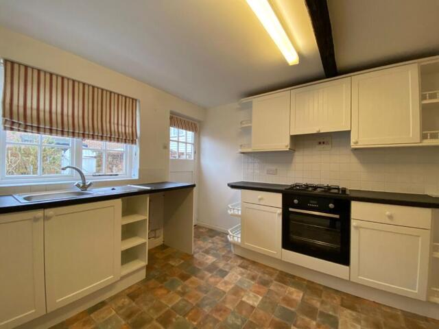 High Street, Tenterden, 2 Bedroom Terraced