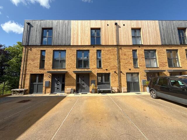 North Dene Drive, Gateshead, 4 Bedroom Terraced