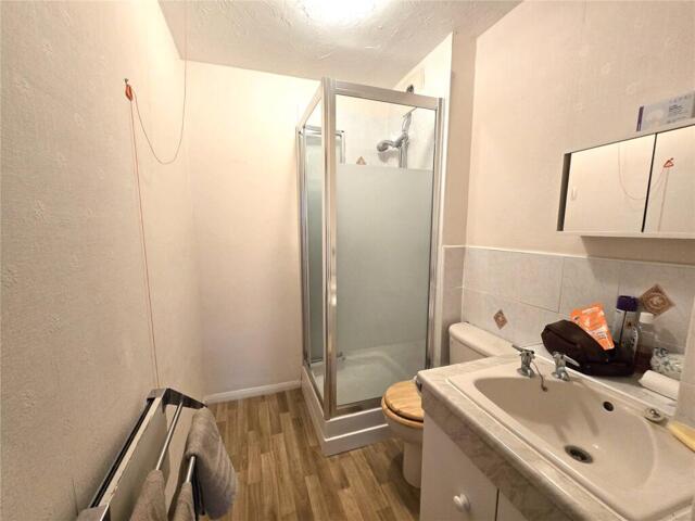Auriol Drive, Uxbridge, 1 Bedroom Apartment