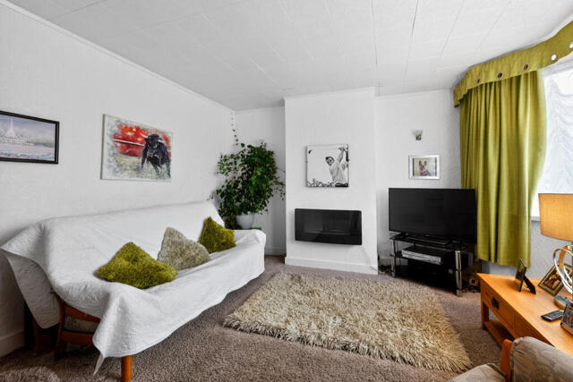 Grasvenor Avenue, Barnet, 3 Bedroom Semi-detached