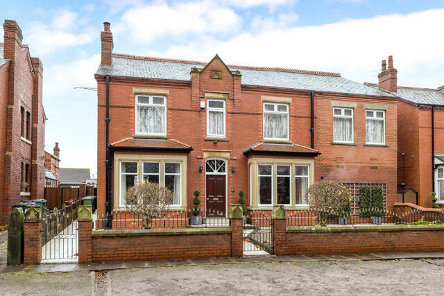 Laurel Grove, Ashton-in-makerfield, 5 Bedroom Detached
