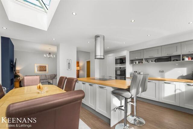 Burnley Road, Ramsbottom, 3 Bedroom Terraced