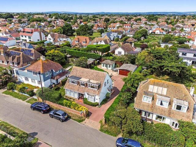 Davenport Road, Felpham, 5 Bedroom Detached Davenport Road, Felpham, 5 Bedroom Detached