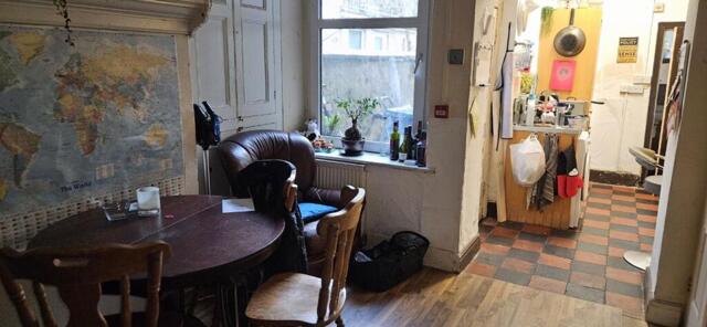 Caernarfon Road, Bangor, House Of Multiple