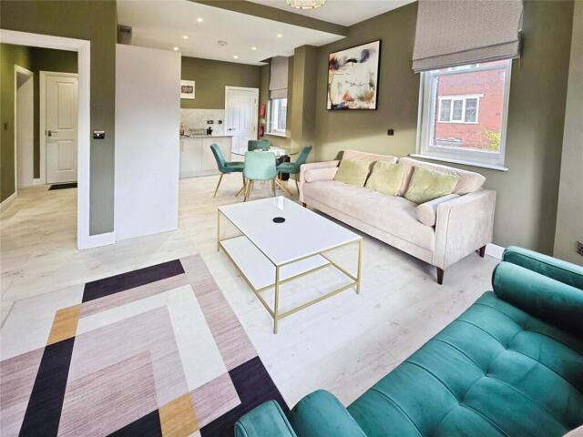 Davenport Park Road, Stockport, 2 Bedroom Apartment