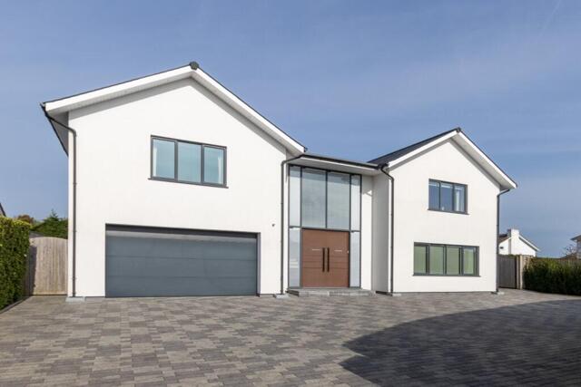 Avenue Morley, Fort George, 5 Bedroom Detached