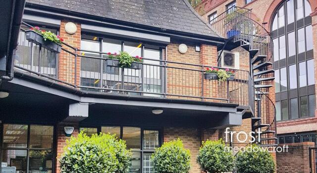 Studio, Lots Road, Office For Sale