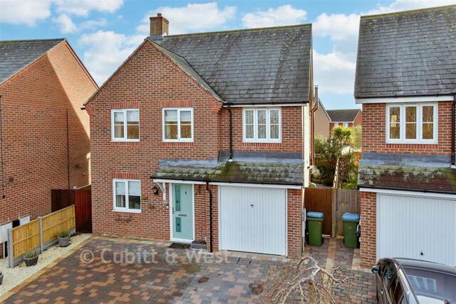Steele Crescent, Littlehampton, 4 Bedroom Detached