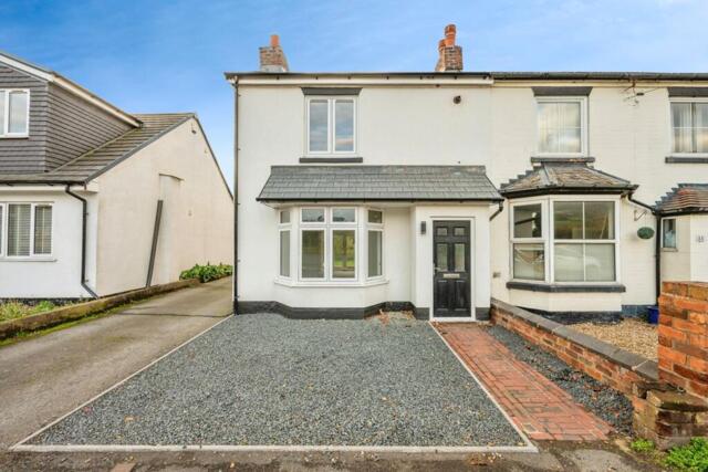 Stourbridge Road, Stourbridge, 3 Bedroom End