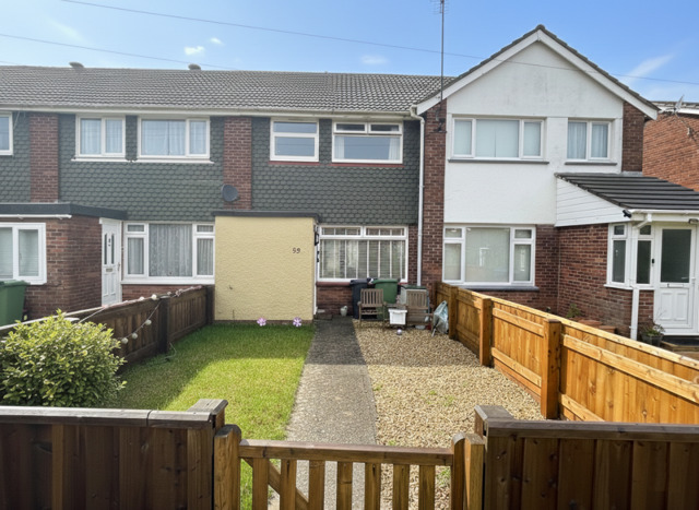 Redhills, 2 Bedroom Terraced