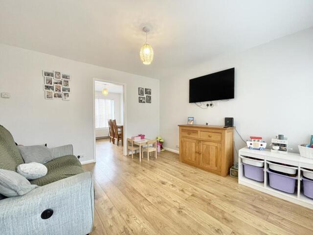 Redhills, 2 Bedroom Terraced