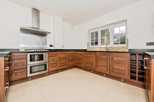 Sachfield Drive, Chafford Hundred, 5 Bedroom Detached