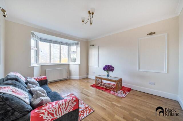 Village Way, Beckenham, 4 Bedroom Semi-detached