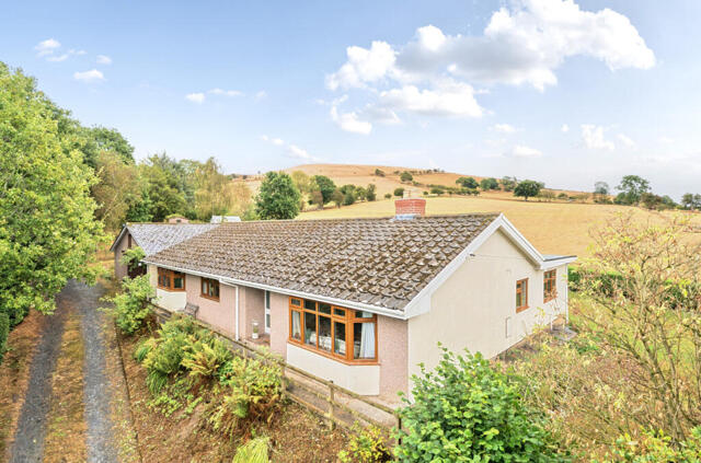 Nantmel, Rhayader, 3 Bedroom Bungalow Nantmel, Rhayader, 3 Bedroom Bungalow