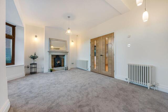 Summerseat Lane, Ramsbottom, 4 Bedroom Detached