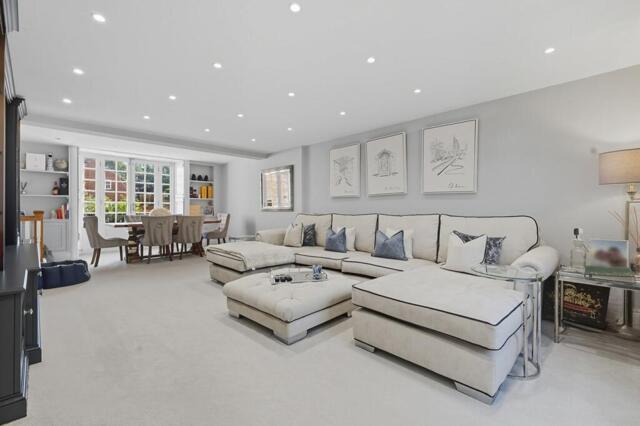 High Street, Billericay, 3 Bedroom Semi-detached