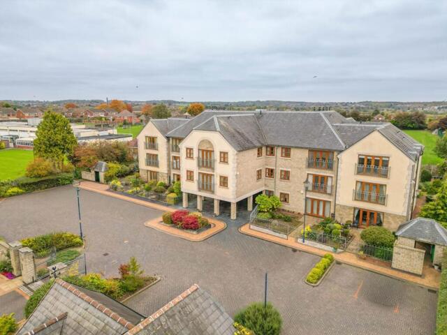 Arbury Garth, Nuneaton, 2 Bedroom Flat