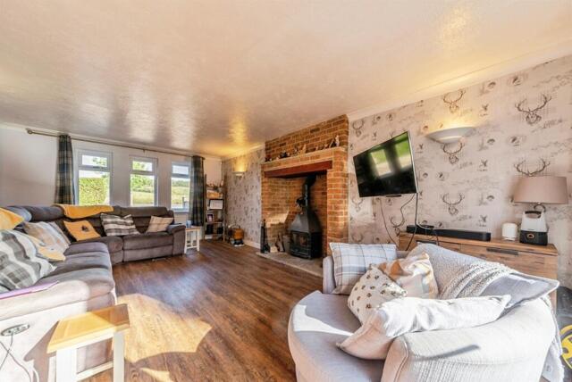 Main Street, Normanton, 4 Bedroom Detached Main Street, Normanton, 4 Bedroom Detached