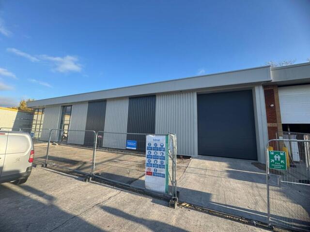 Unit Milton Court, Horsfield Way, Warehouse To Lease Unit Milton Court, Horsfield Way, Warehouse To Lease