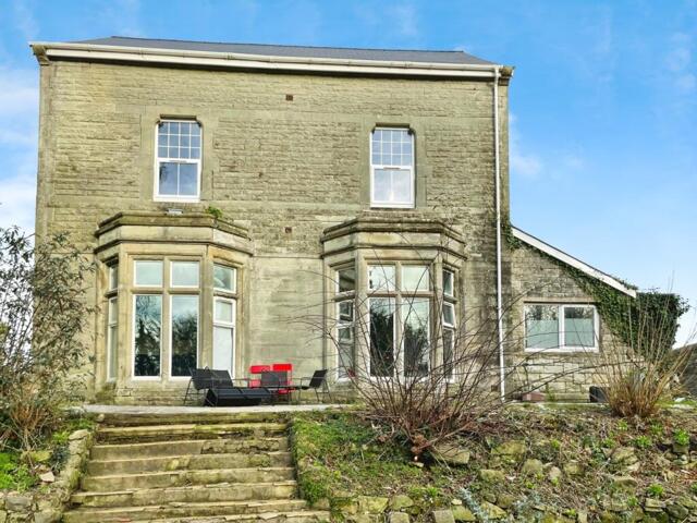 Quarella, Bridgend, 8 Bedroom Detached