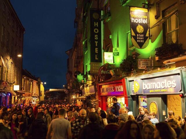 Quay Street, Galway, Snoozles Quay Street