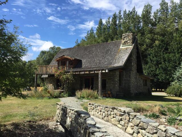 Fairlie-tekapo Rd, Burkes Pass, Burkes Pass, 1991 Tekapo, Guesthouse/bed Fairlie-tekapo Rd, Burkes Pass, Burkes Pass, 1991 Tekapo, Guesthouse/bed