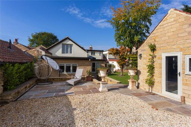 Helmsley, Pottergate Cottage, York, 5 Bedroom Terraced Helmsley, Pottergate Cottage, York, 5 Bedroom Terraced