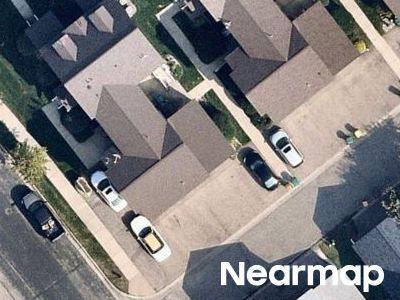 Hemingway Dr, Chaska, Preforeclosure Single-family Home