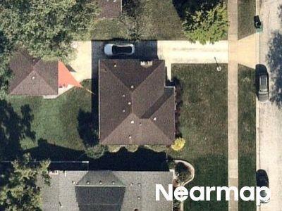 Jefferson Ave, Munster, Preforeclosure Single-family Home