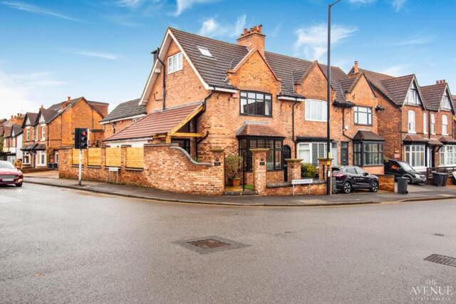 Upper Holland Road, Sutton Coldfield, 5 Bedroom End