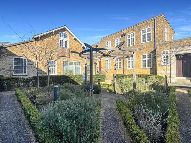 Baker Court, Braintree, 1 Bedroom Maisonette