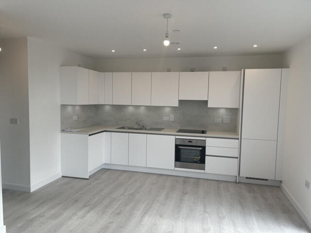 Tidey Apartments, East Acton Lane, 2 Bedroom Flat