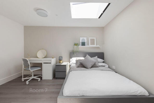 Flint Close, London, 1 Bedroom House Flint Close, London, 1 Bedroom House