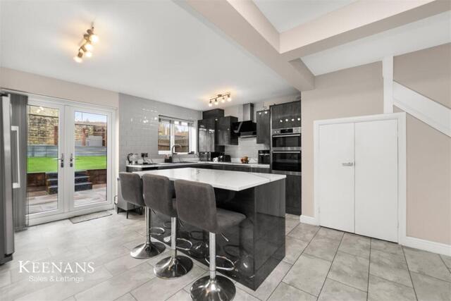 Musbury Mews, Haslingden, 4 Bedroom Town