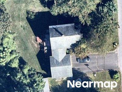 Clyde Ave, West Springfield, Preforeclosure Single-family Home