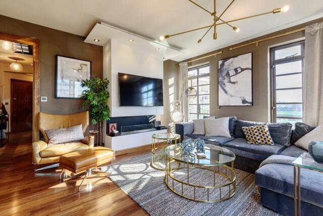 Gloucester Place, Marylebone, 3 Bedroom Flat