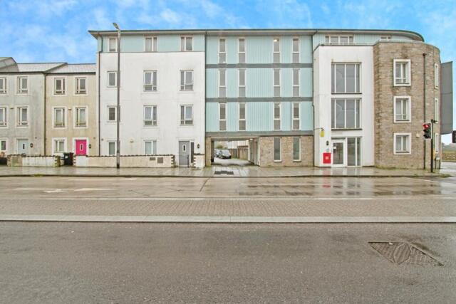 Kerrier Way, Camborne, 2 Bedroom Flat