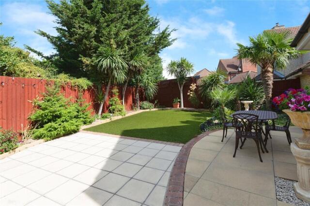 Chafford Hundred, Hyde Close, Grays, 5 Bedroom Detached