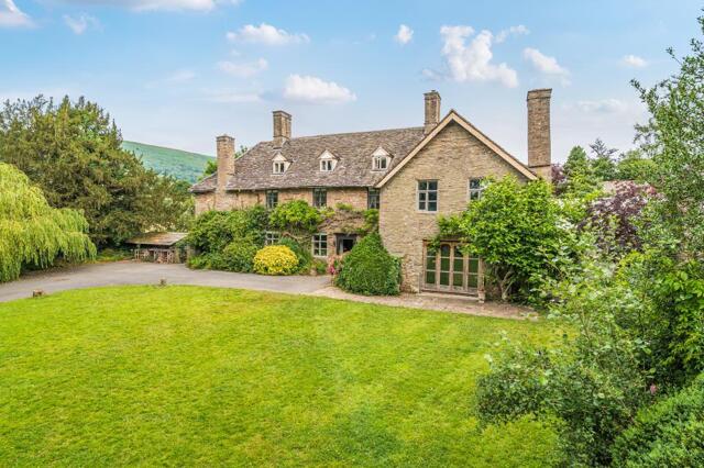 Estate With Manor House And Four Individual Cottages., Herefordshire, 7 Bedroom Detached Estate With Manor House And Four Individual Cottages., Herefordshire, 7 Bedroom Detached