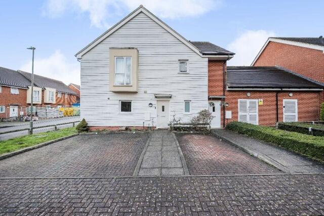 Strawberry Fields, Addlestone, 1 Bedroom Ground