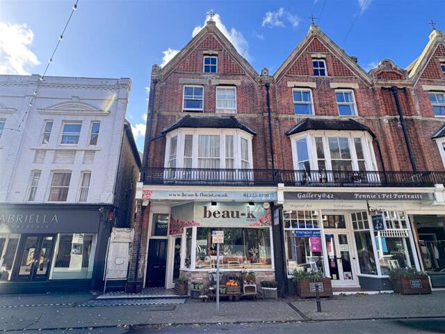 South Street, Eastbourne, 2 Bedroom Flat