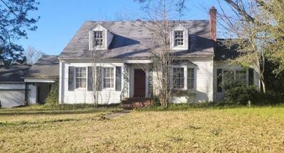 E Main St, Gloster, Foreclosure Single-family Home E Main St, Gloster, Foreclosure Single-family Home