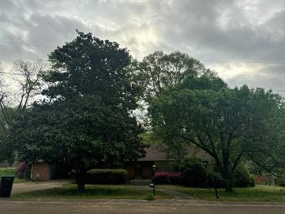 Whitehead Dr, Winona, Foreclosure Single-family Home Whitehead Dr, Winona, Foreclosure Single-family Home